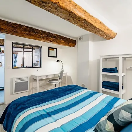 Roche : 3 Chambres,6 Personnes, Bien Equipe, Deco+ Appartamento *